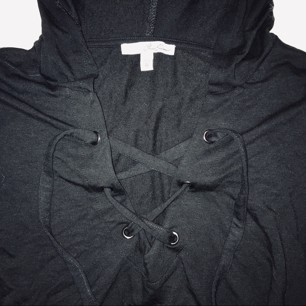 Black Express crop hoodie